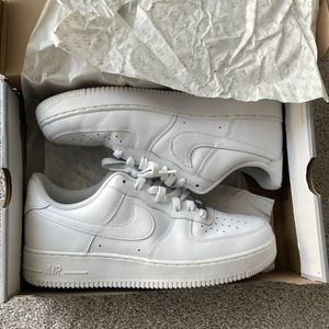 Men’s White Nike Air Force 1